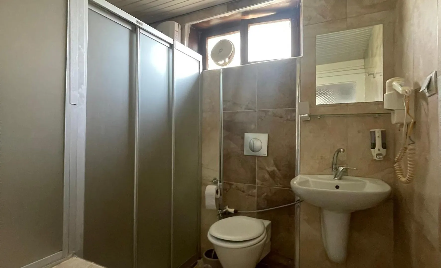 Held Hotel Antalya 2*,