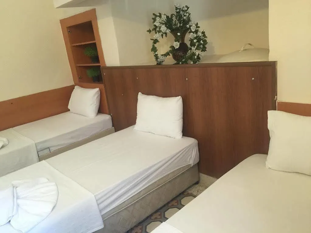 Held Hotel Antalya 2*,